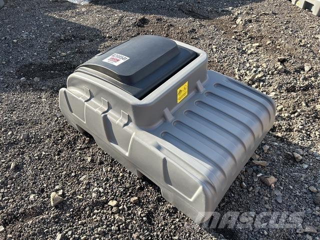 Olsen DD200 Yakıt ve katkı maddesi tankları