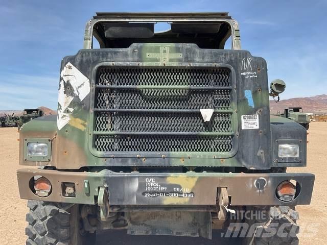 Oshkosh  Kapali kasa kamyonlar