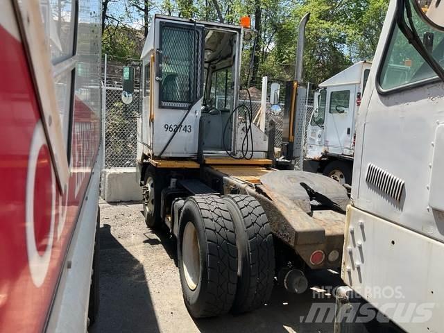 Ottawa Kalmar Terminal çekiciler
