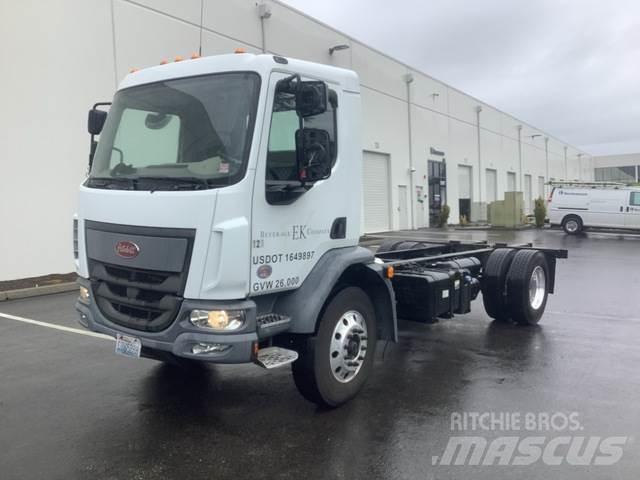 Peterbilt 220 Kabinler
