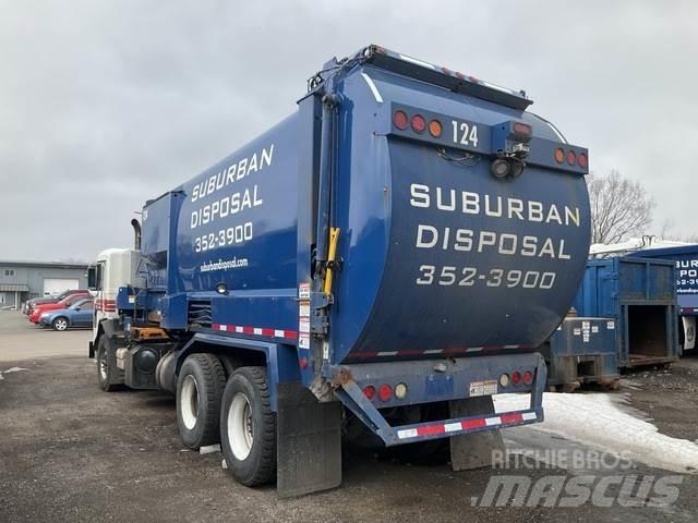 Peterbilt 320 Atik kamyonlari