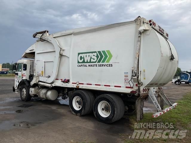 Peterbilt 320 Atik kamyonlari