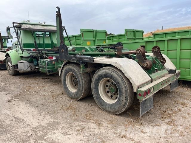 Peterbilt 330 Vinçli kamyonlar