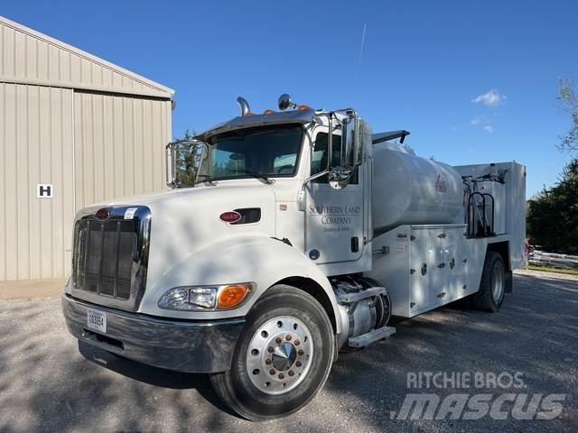 Peterbilt 337 Tankerli kamyonlar
