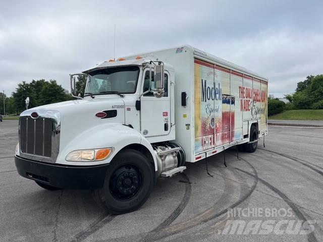 Peterbilt 337 İçecek kamyonları
