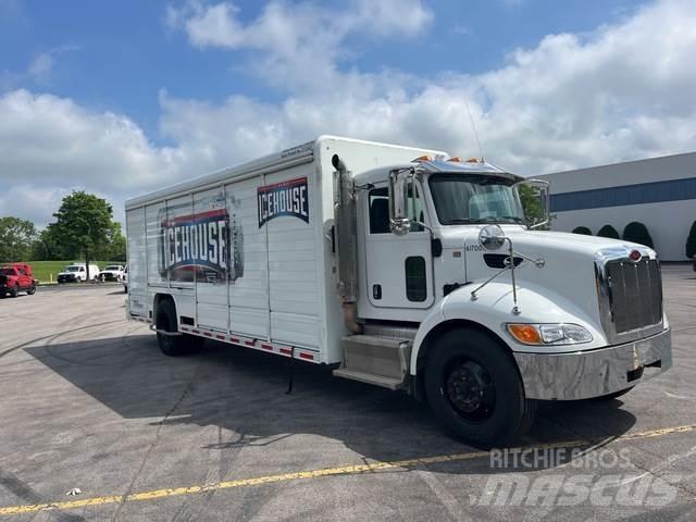 Peterbilt 337 İçecek kamyonları