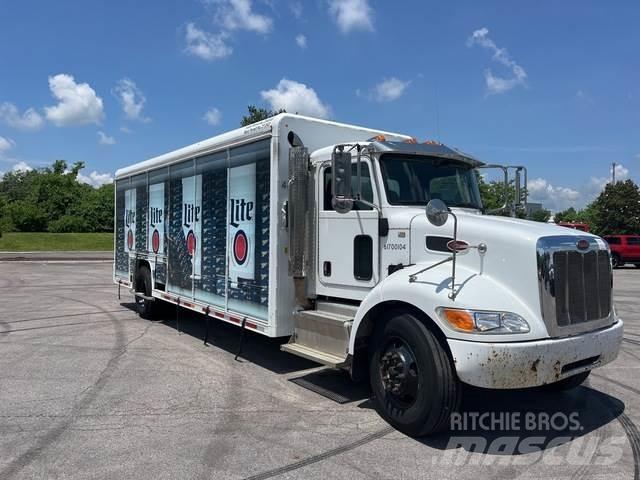 Peterbilt 337 İçecek kamyonları