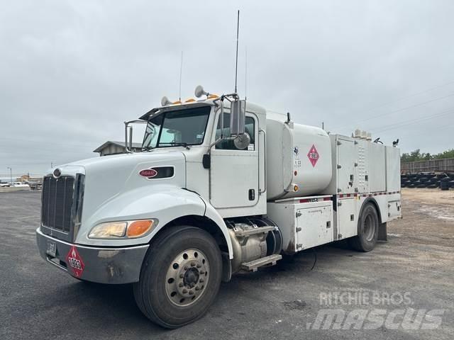 Peterbilt 337 Tankerli kamyonlar