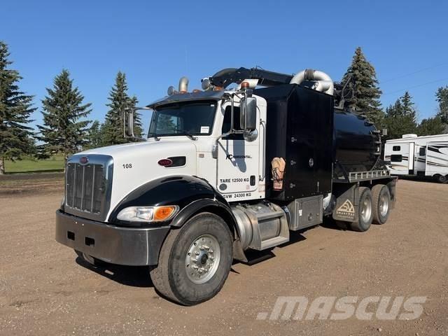 Peterbilt 348 Paletli ekskavatörler