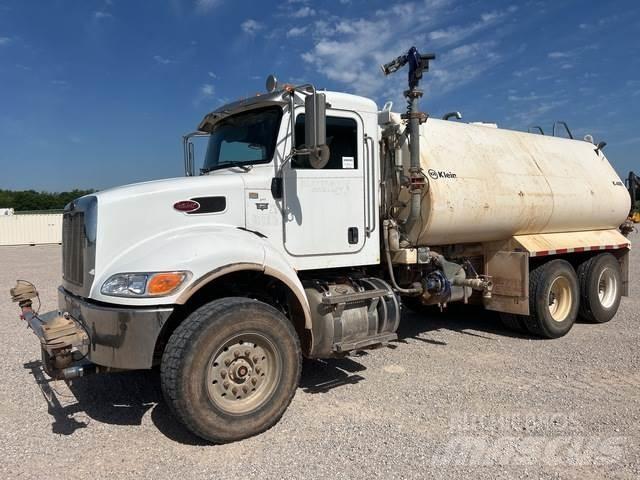 Peterbilt 348 Su tankerleri