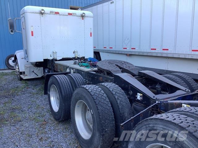 Peterbilt 365 Çekiciler