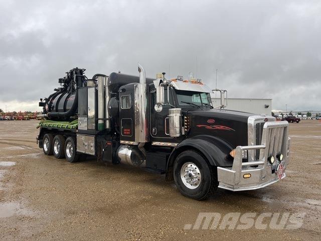 Peterbilt 367 Paletli ekskavatörler