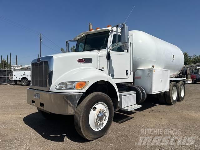 Peterbilt 382 Tankerli kamyonlar