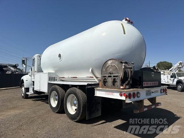 Peterbilt 382 Tankerli kamyonlar