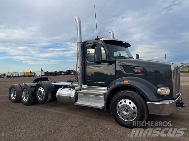 Peterbilt 567 Çekiciler