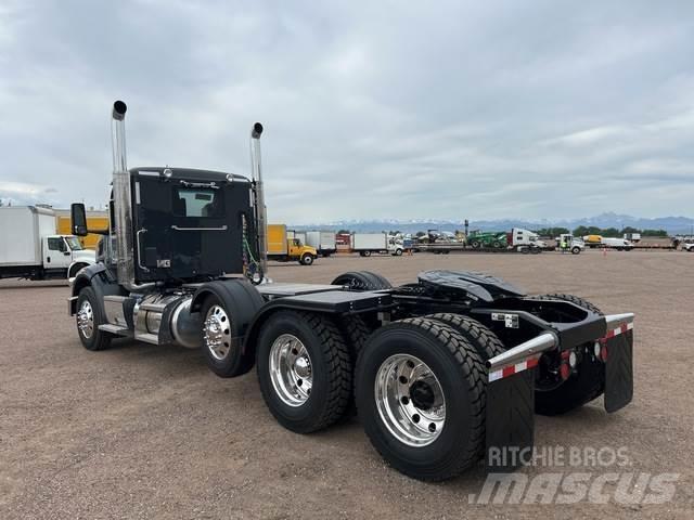 Peterbilt 567 Çekiciler