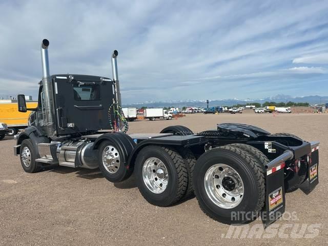 Peterbilt 567 Çekiciler