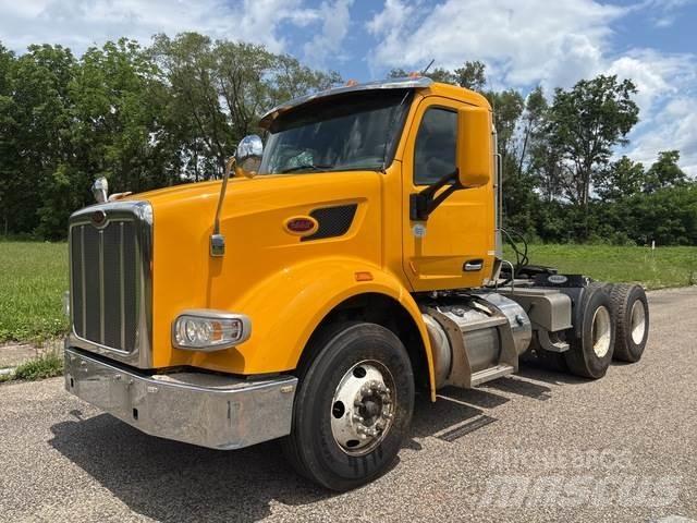 Peterbilt 567 Çekiciler