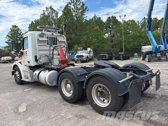 Peterbilt 567 Çekiciler