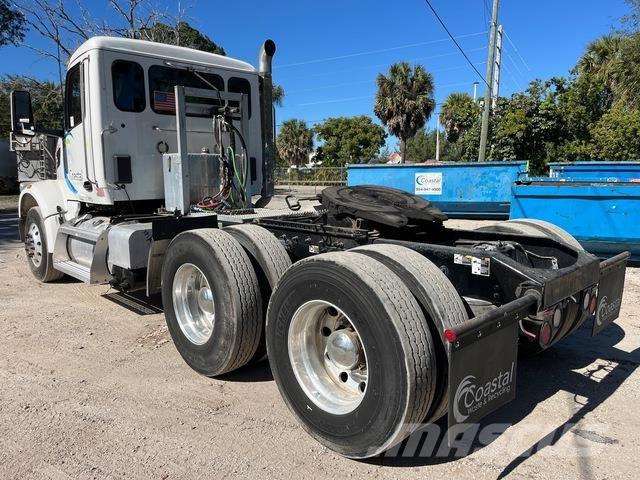 Peterbilt 567 Çekiciler