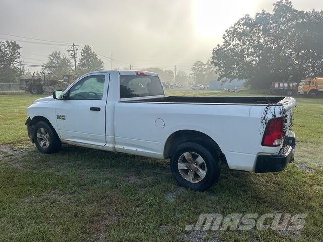 RAM 1500 Pikaplar