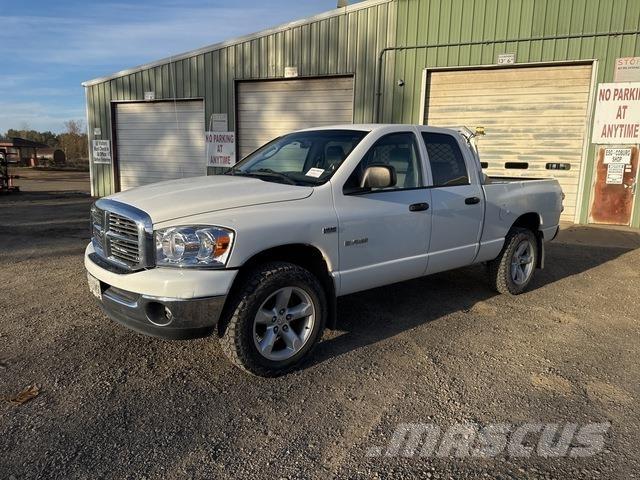 RAM 1500 Pikaplar