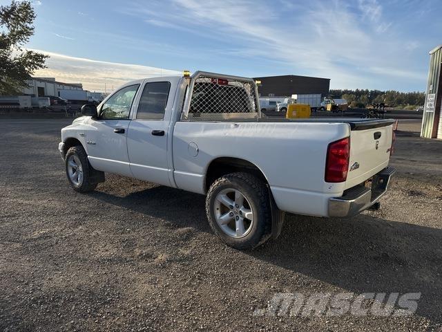 RAM 1500 Pikaplar