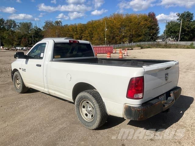 RAM 1500 Pikaplar