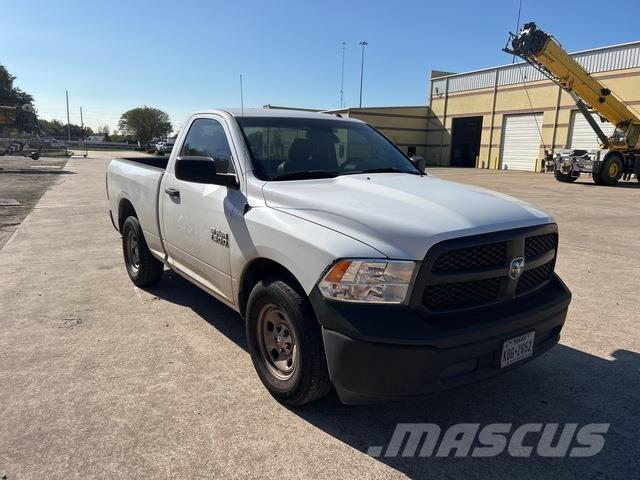 RAM 1500 Pikaplar