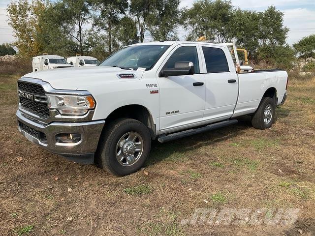 RAM 2500 Pikaplar