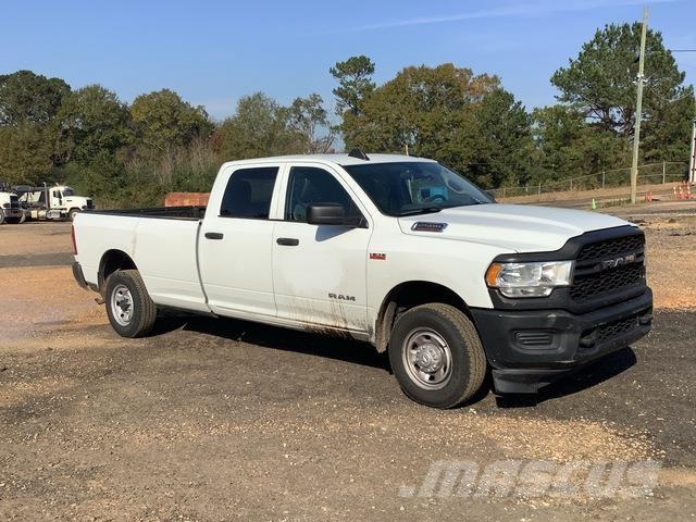 RAM 2500 Pikaplar