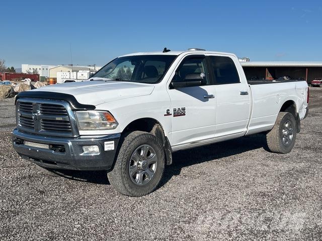 RAM 2500 Pikaplar