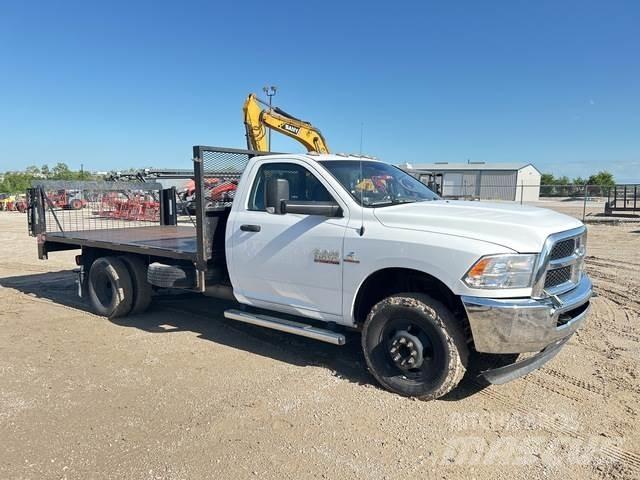 RAM 3500 Flatbed kamyonlar
