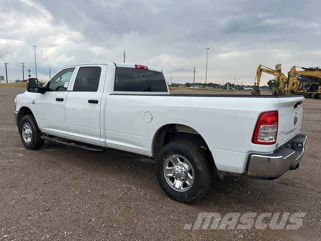 RAM 3500 Pikaplar