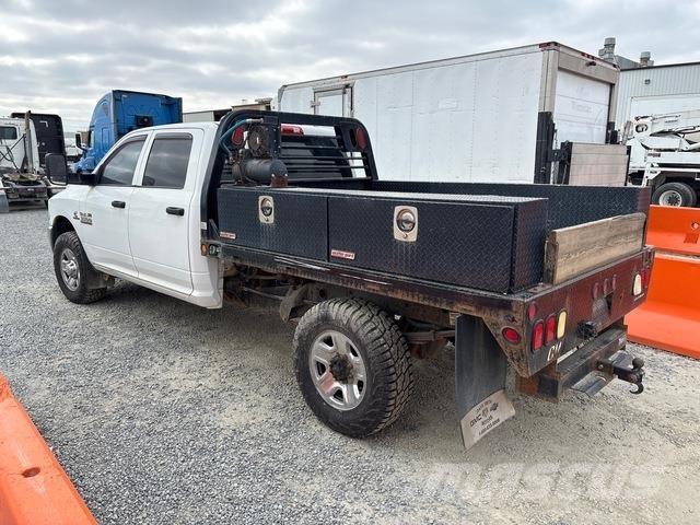 RAM 3500 Flatbed kamyonlar