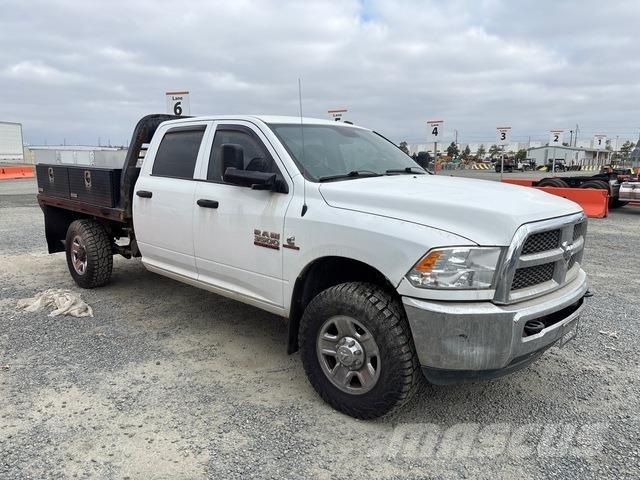 RAM 3500 Flatbed kamyonlar