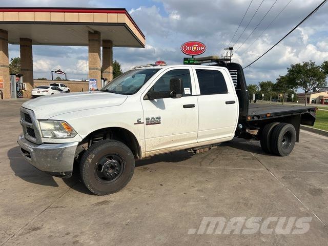 RAM 3500 Flatbed kamyonlar
