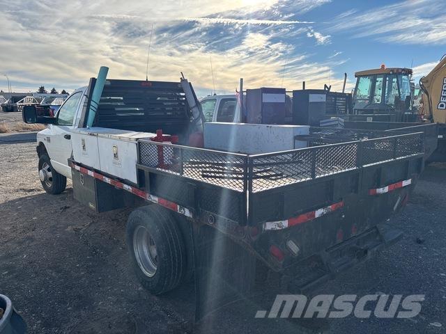 RAM 3500 Flatbed kamyonlar