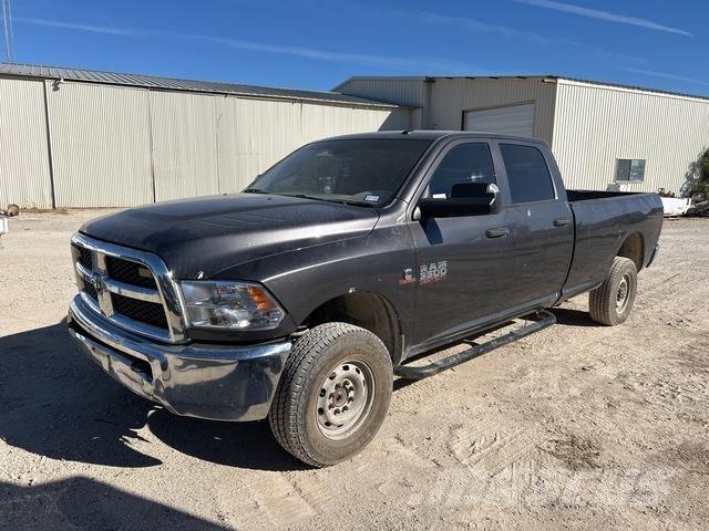 RAM 3500 Pikaplar