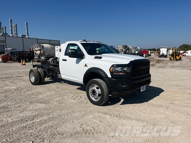 RAM 5500 Kabinler