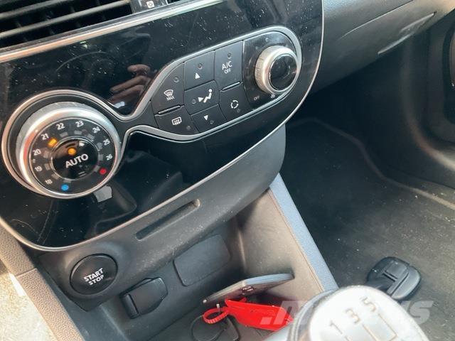 Renault Clio Otomobiller