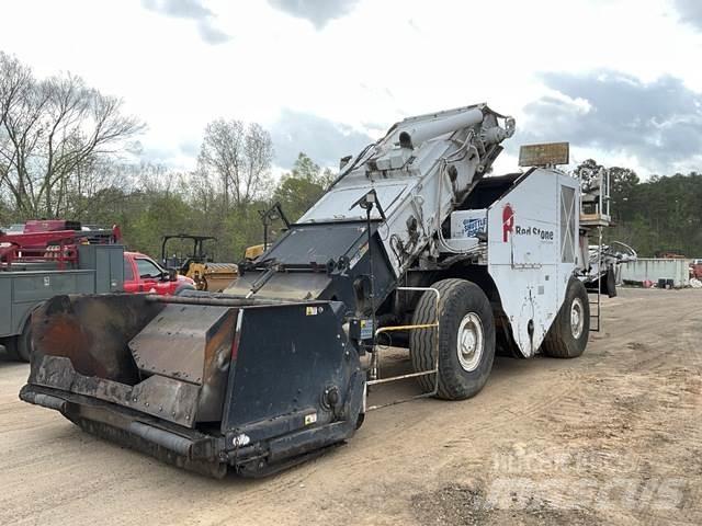 Roadtec 2500E Malzeme taşıma araçları