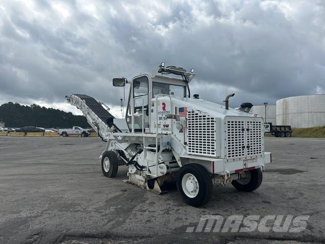 Roadtec CB100 İç mekan süpürme makineleri