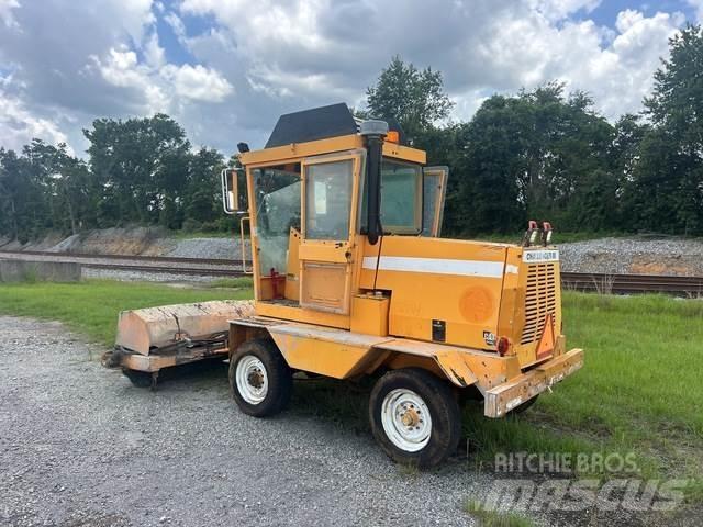 Rosco 4860 İç mekan süpürme makineleri