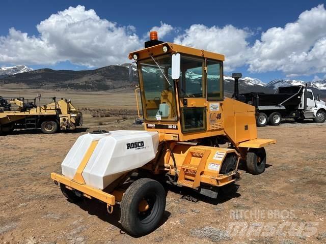 Rosco 4950 İç mekan süpürme makineleri