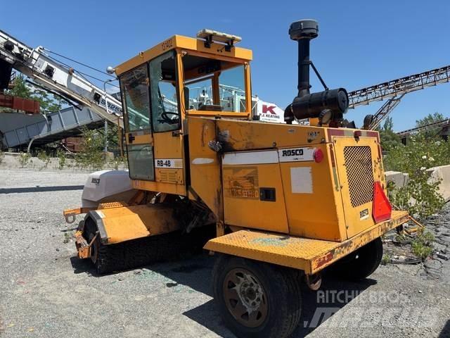 Rosco RB48 İç mekan süpürme makineleri