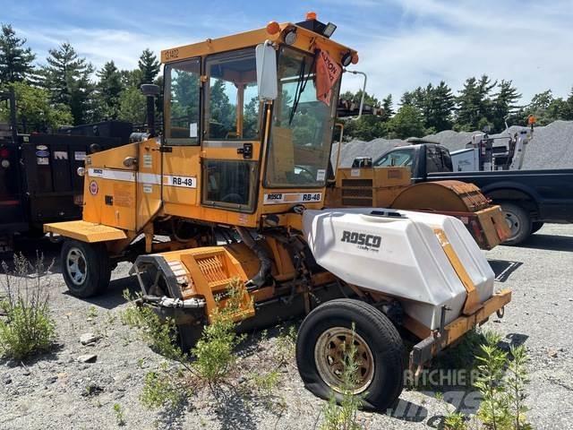 Rosco RB48 İç mekan süpürme makineleri