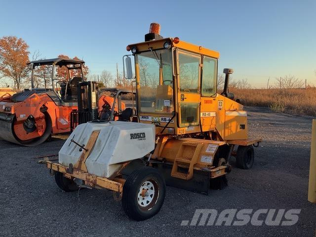 Rosco RB48 İç mekan süpürme makineleri