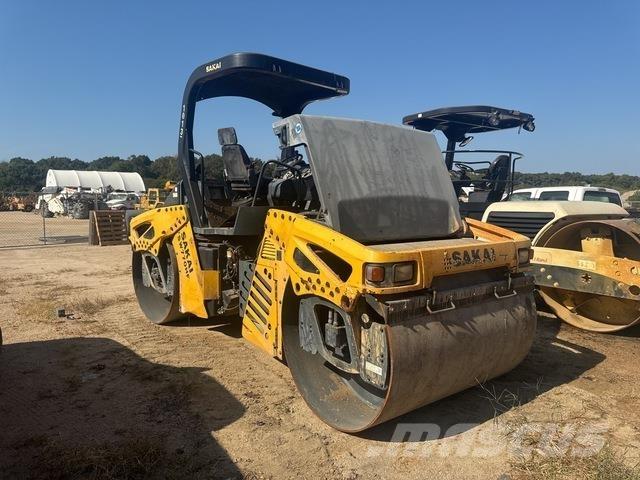 Sakai SW770HF Tek tamburlu silindirler