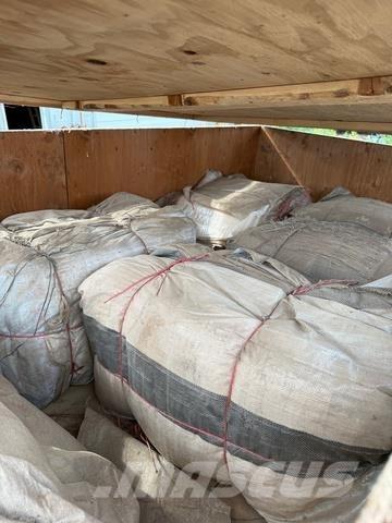  Sand Bags Diger
